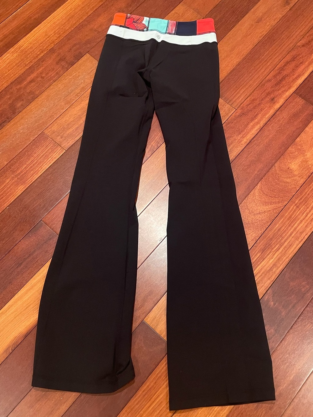 Lululemon vintage reversible groove pants - Picture 2 of 4